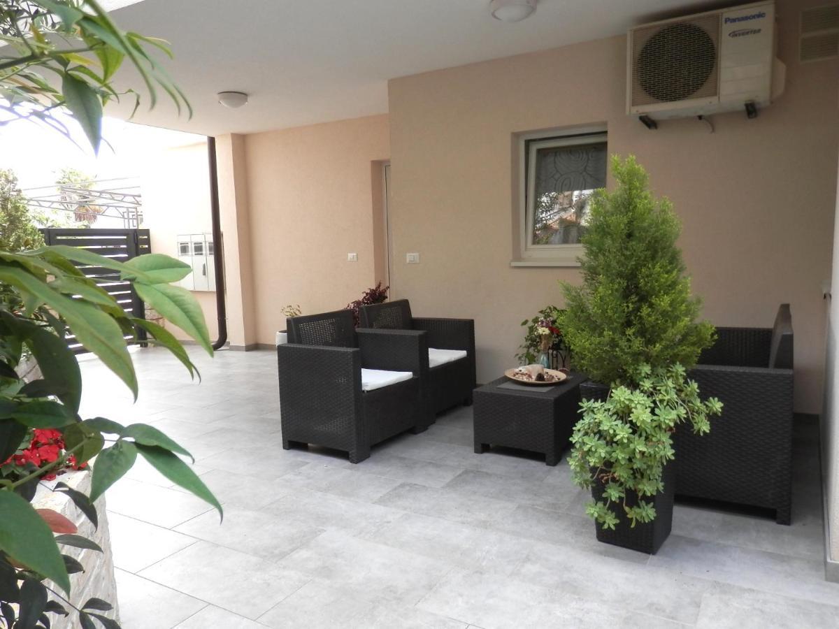 Melody Apartment Poreč Exterior foto